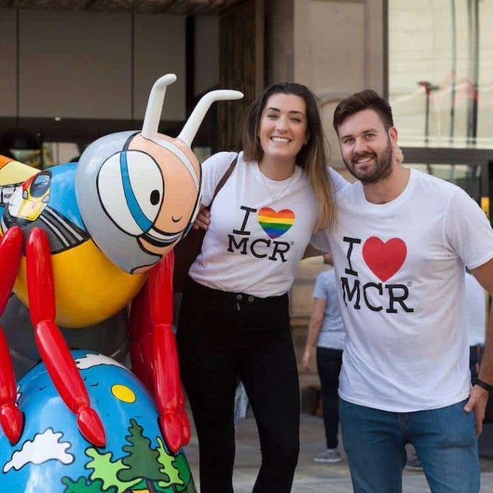 bee in the city manchester ilovemcr